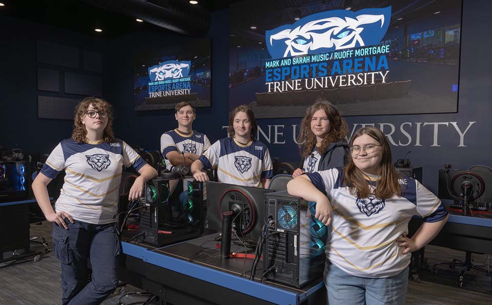Trine University Overwatch Navy team